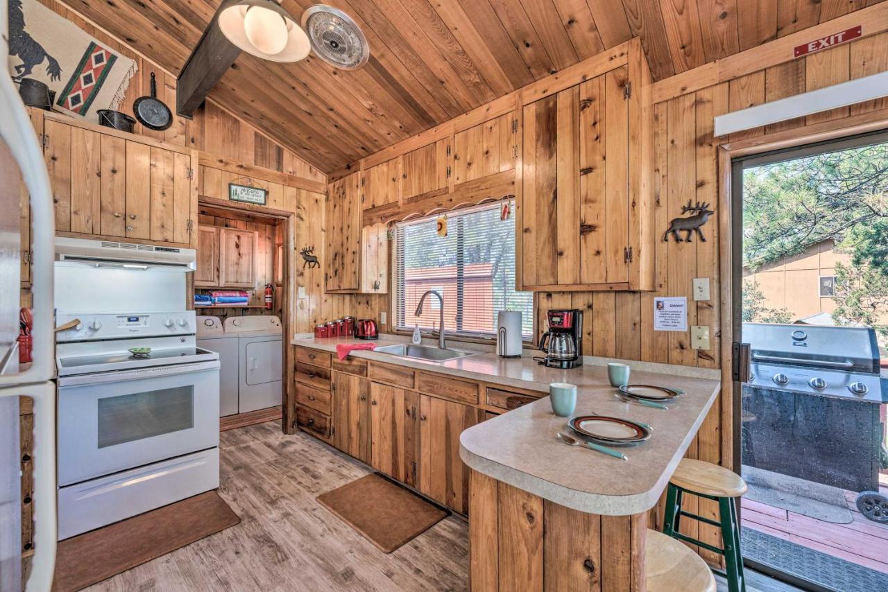 Quiet Retreat With Hot Tub - 16 Miles To Ski Apache! ルイドソ エクステリア 写真