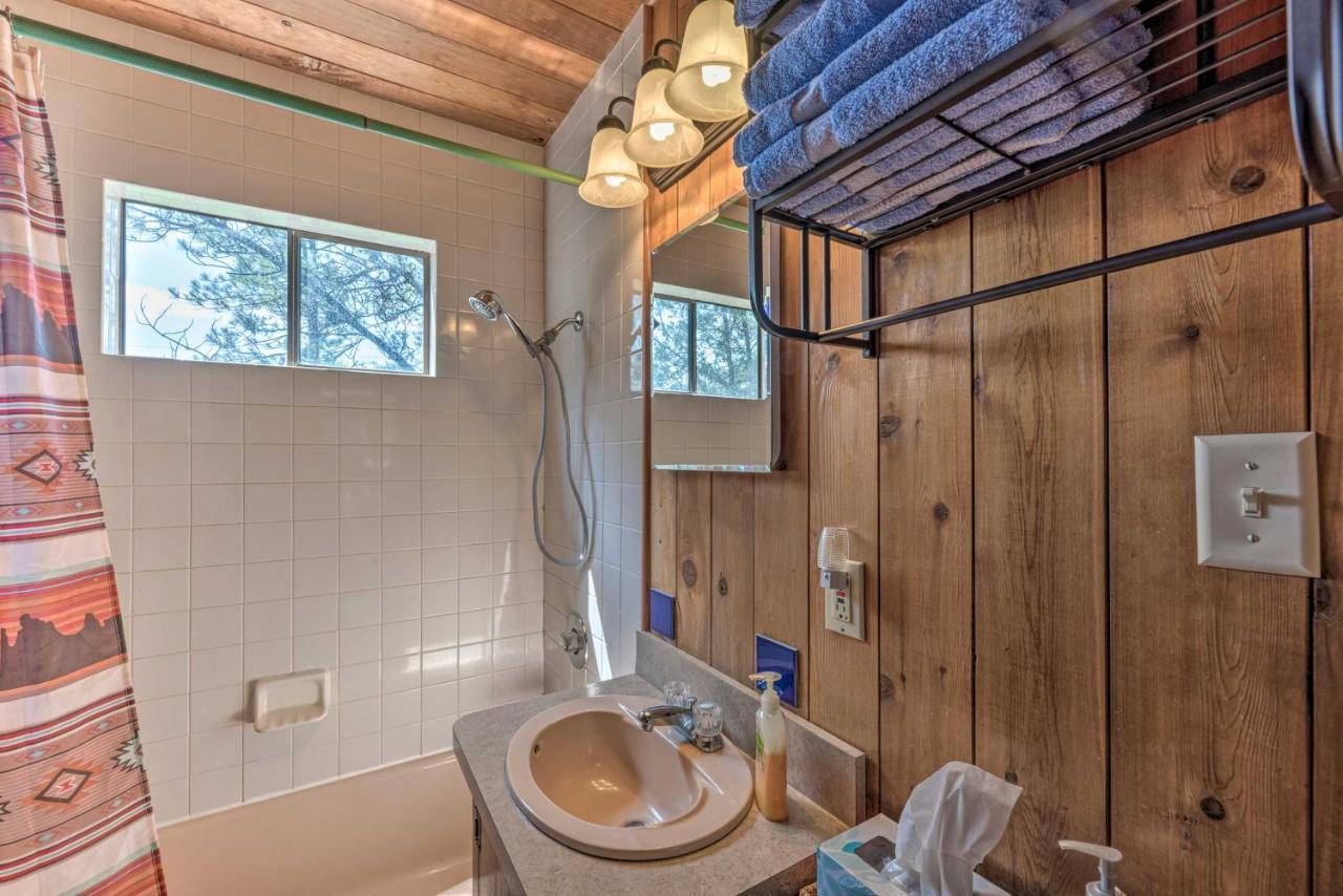 Quiet Retreat With Hot Tub - 16 Miles To Ski Apache! ルイドソ エクステリア 写真